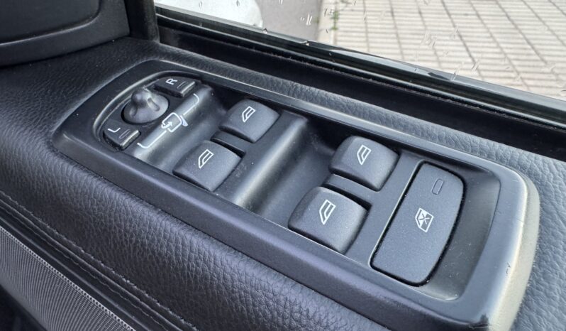 Land Rover Range Rover Autobiography full