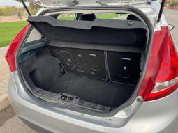 Ford Fiesta 2010 Silver full