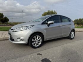Ford Fiesta 2010 Silver