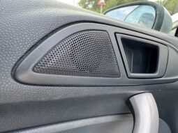 Ford Fiesta 2010 Silver full