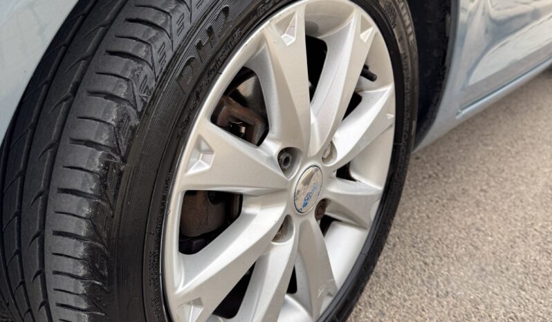 Ford Fiesta 2010 Blue full