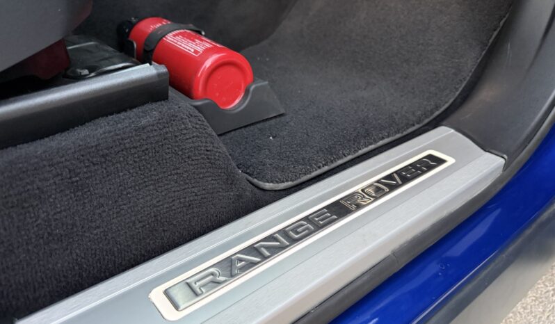 Range Rover Sport SVR full