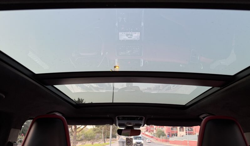 Range Rover Sport SVR full