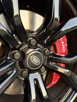 Range Rover Sport SVR full