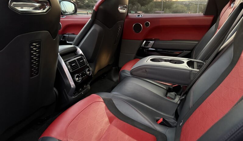 Range Rover Sport SVR full