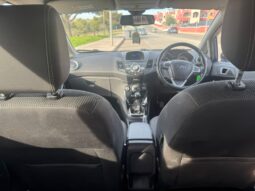 Ford Fiesta Titanium full
