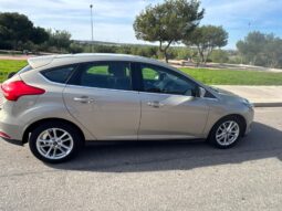 Ford Focus 1.0 full
