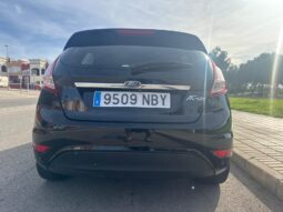 Ford Fiesta Titanium full