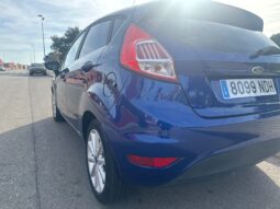 Ford Fiesta Titanium full