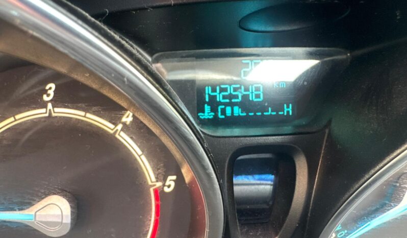 Ford Fiesta Titanium full