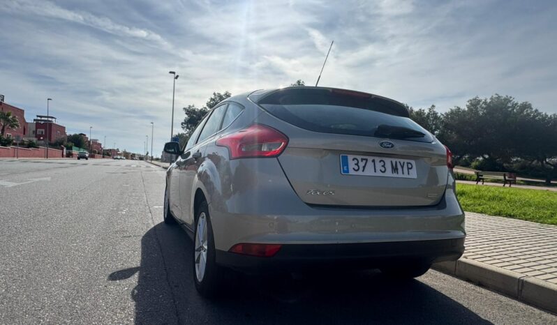 Ford Focus 1.0 full