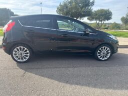 Ford Fiesta Titanium full