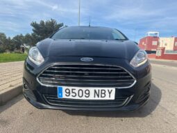 Ford Fiesta Titanium full