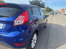 Ford Fiesta Titanium full